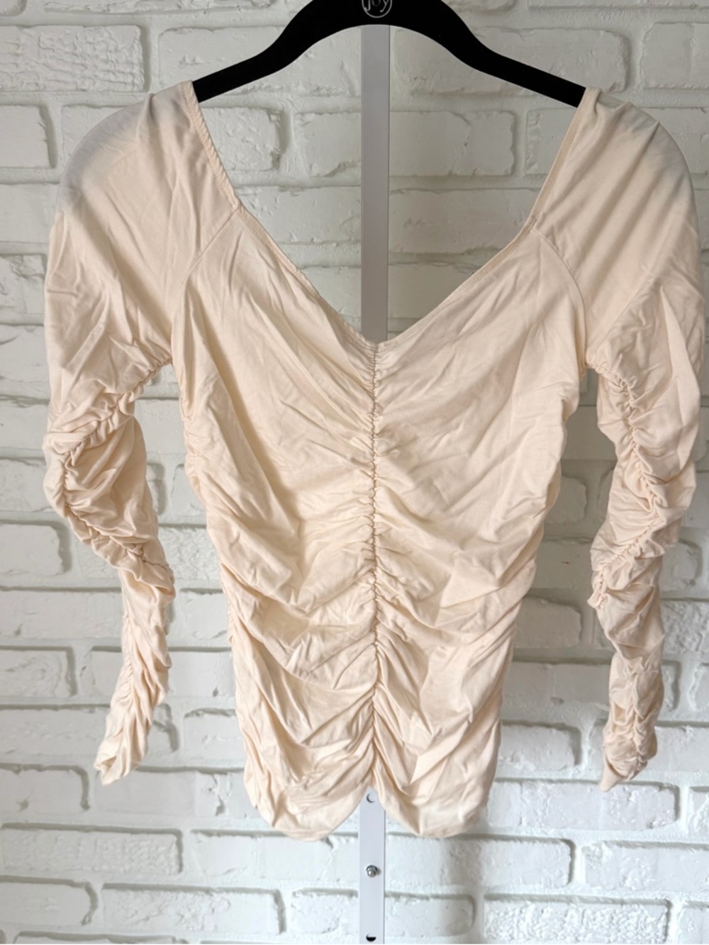 Reformation Cream Ruched Long Sleeve Top Size Small